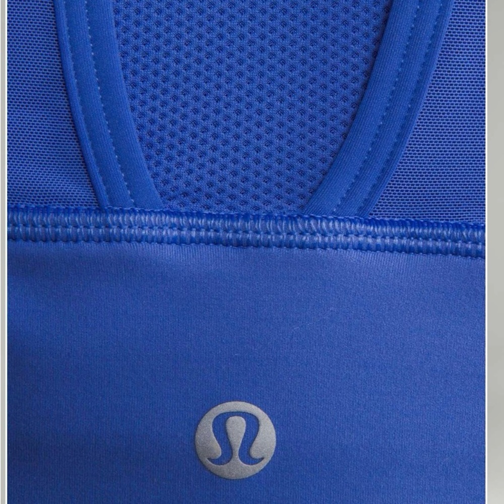 Lululemon Everlux High Neck Train Bra Wild Indigo Sz 6
*Medium Support C/D Cup* - Picture 2 of 8